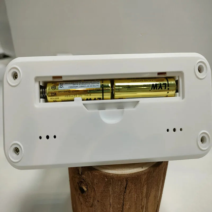 Kompakt digitalt vækkeur med termometer