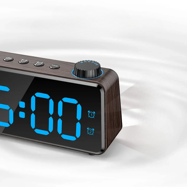 Digital clockradio i trælook med lys