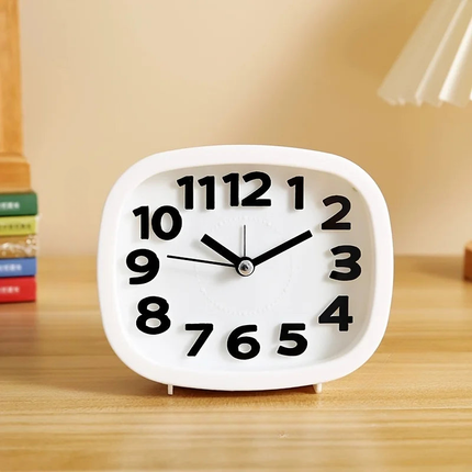 Analogt vækkeur med store tal batteridrevet