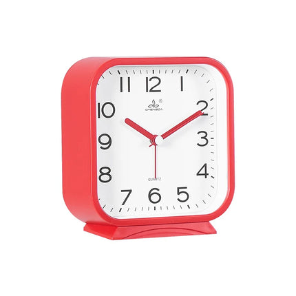 Klassisk firkantet analogt vækkeur til bordet