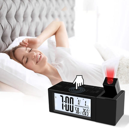 Digitalt vækkeur med projektor til drenge