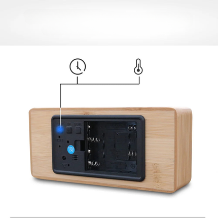 Moderne træ vækkeur med temperaturvisning