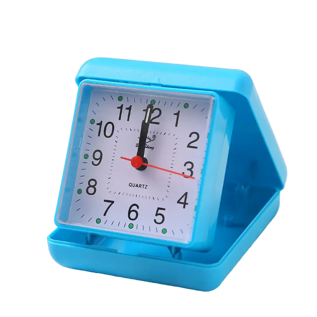 Lille klassisk analogt rejsevækkeur