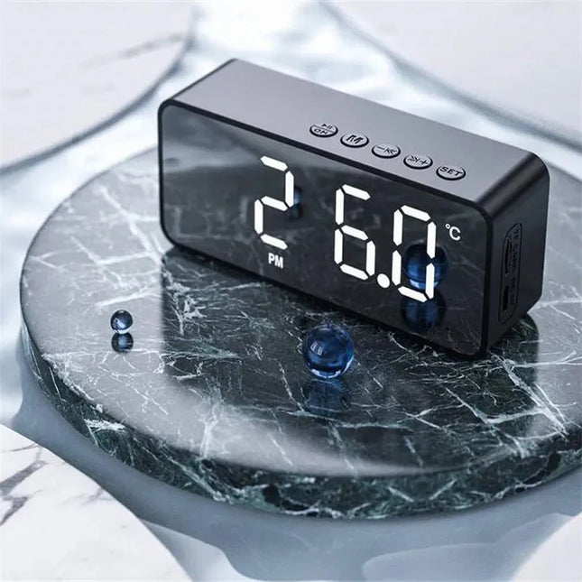 Genopladelig clockradio med Bluetooth og spejl