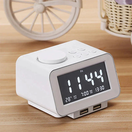 Kompakt digital clockradio med FM-radio