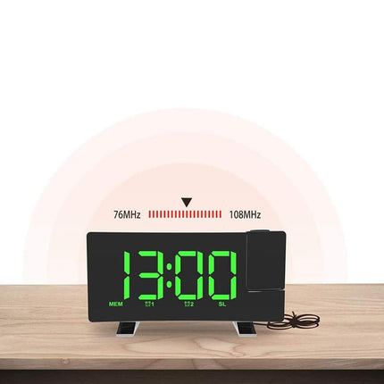 Clockradio med projektor og USB-oplader