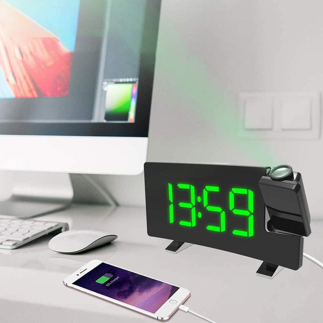 Clockradio med projektor og USB-oplader