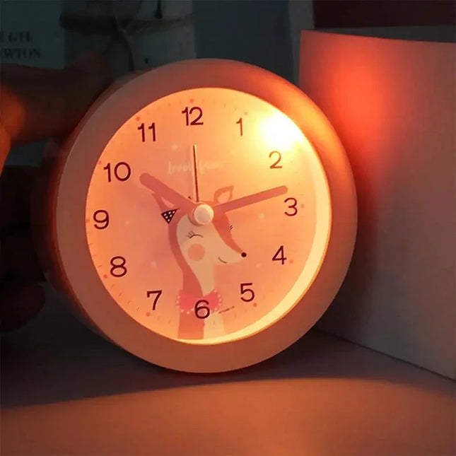 Analogt børnevækkeur med sødt design