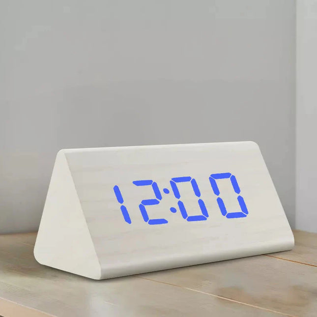 Digitalt vækkeur i hvidt træ design