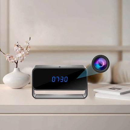 Vækkeur med spionkamera og nattesyn