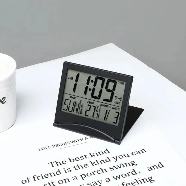 Lille foldbart digitalt rejsevækkeur