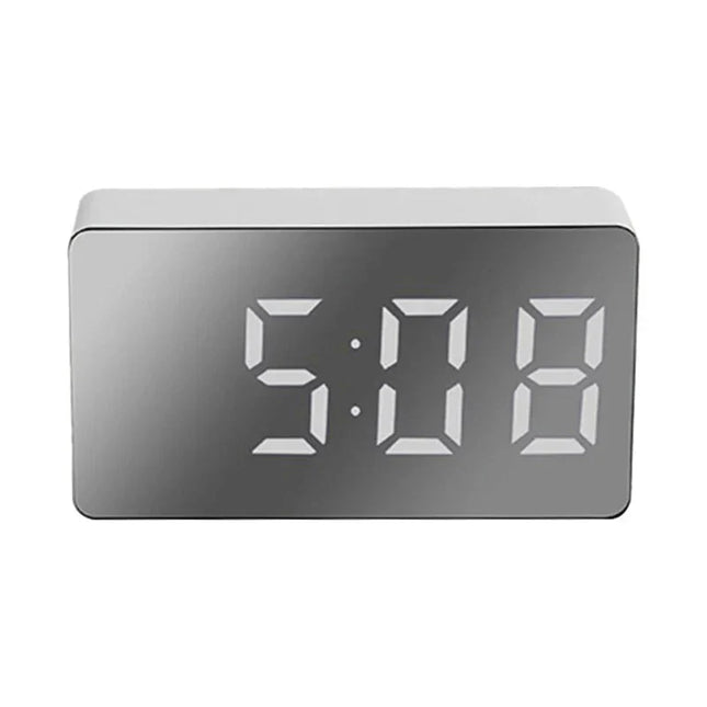 Simpelt digitalt vækkeur med spejldisplay
