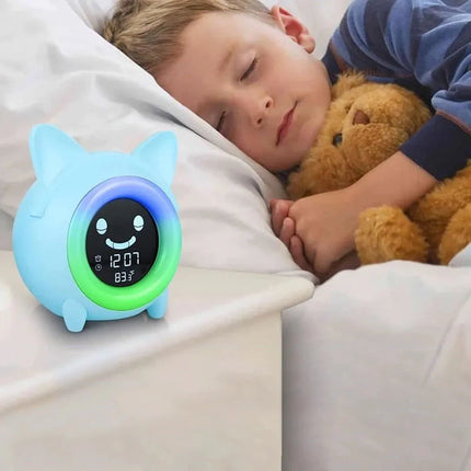 Sjovt kat vækkeur med natlampe