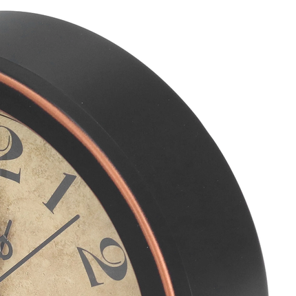 Klassisk rundt retro vækkeur til bordet