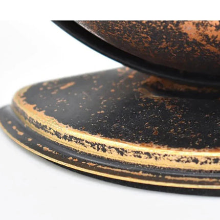 Retro mekanisk vækkeur med hane motiv